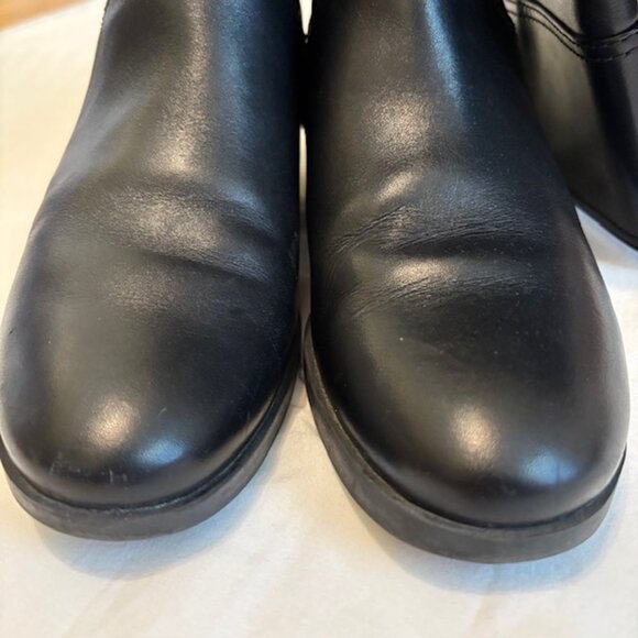 Michael Kors Black Leather Tall Boots with Gold Tone Logo Accent Size 8M - Picture 6 of 11